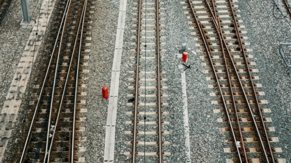 Expropria&ccedil;&otilde;es da linha de alta velocidade Porto-Oi&atilde; ter&atilde;o car&aacute;ter de urg&ecirc;ncia