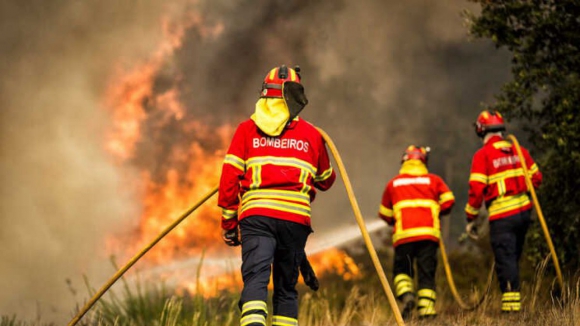Portugal e Espanha levam Europa a bater recordes de emiss&otilde;es de carbono