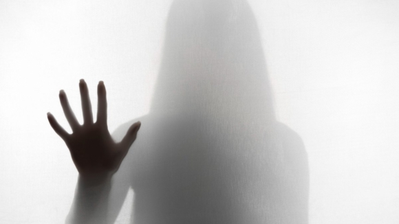 Pris&atilde;o preventiva para suspeito de agredir de forma recorrente a mulher no Porto