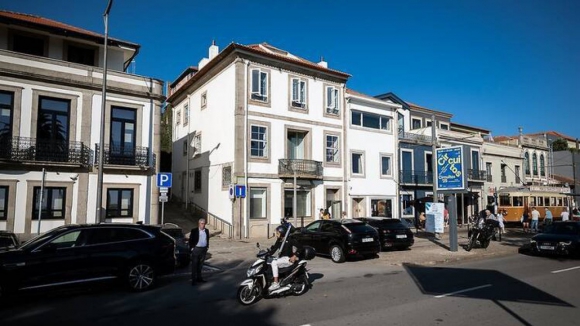Biblioteca Po&eacute;tica Eug&eacute;nio de Andrade abre este s&aacute;bado