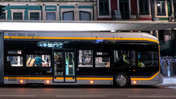 Corte-Real acusa Pedro Duarte de ter &ldquo;todas as posi&ccedil;&otilde;es&rdquo; sobre metrobus no Porto