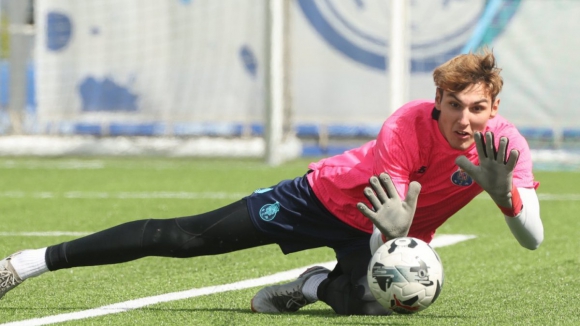 FC Porto (Sub-19):&nbsp;Hubert Charuzy chamado aos sub-18 da Pol&oacute;nia