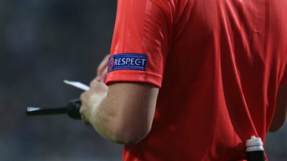 Vassilis Fotias &eacute; o &aacute;rbitro do FC Salzburg-FC Porto