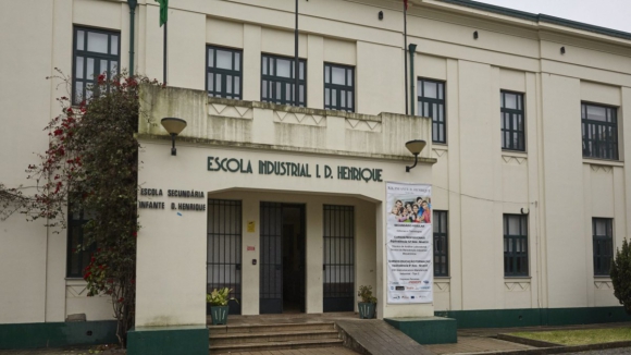 Lan&ccedil;ado concurso para projeto de requalifica&ccedil;&atilde;o da Escola Infante D. Henrique no Porto