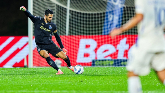 FC Porto: Victor Froholdt e Diogo Costa em destaque na deslocação a Arouca