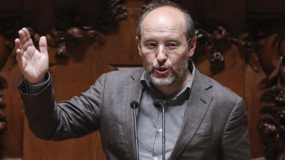 Livre pede a Marcelo veto pol&iacute;tico sobre nova vers&atilde;o da lei dos estrangeiros