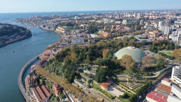 Iniciativa Cívica quer recuperar a "memória colonial" do Palácio de Cristal