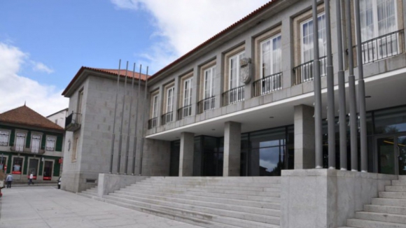 Coliga&ccedil;&atilde;o Livre/PS ganha C&acirc;mara de Felgueiras