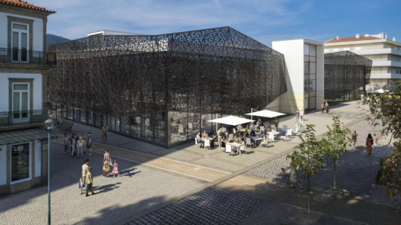 Obras do mercado de Viana do Castelo continuam apesar de achados arqueol&oacute;gicos
