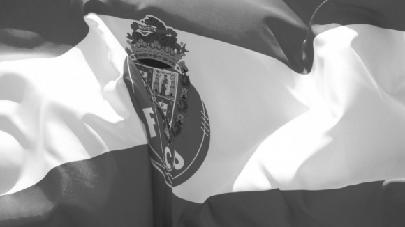 FC Porto emite nota de condol&ecirc;ncias pela morte de Francisco Pinto Balsem&atilde;o
