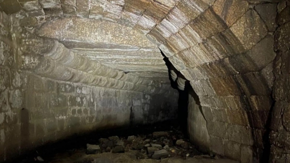 Ponte medieval "encanada" por mudan&ccedil;as urban&iacute;sticas "redescoberta" em Amarante