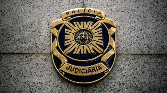 Homem detido por suspeita de abuso sexual da filha menor em Terras de Bouro