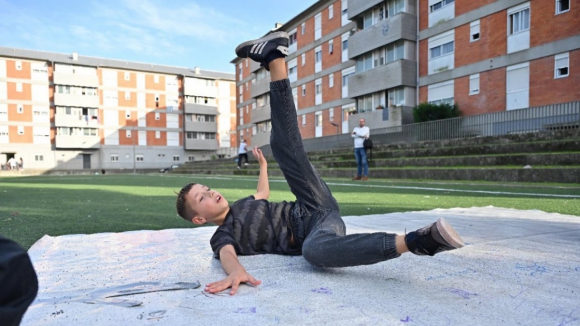 Requalifica&ccedil;&atilde;o de campo de jogos em bairro do Porto ser&aacute; a primeira obra de Pedro Duarte