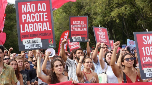 Presidenciais. Catarina Martins, Ant&oacute;nio Filipe e Jorge Pinto manifestam-se contra pacote laboral