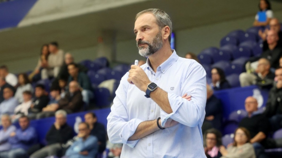 Fernando S&aacute;: "N&atilde;o tenho d&uacute;vidas de que a equipa est&aacute; a crescer"