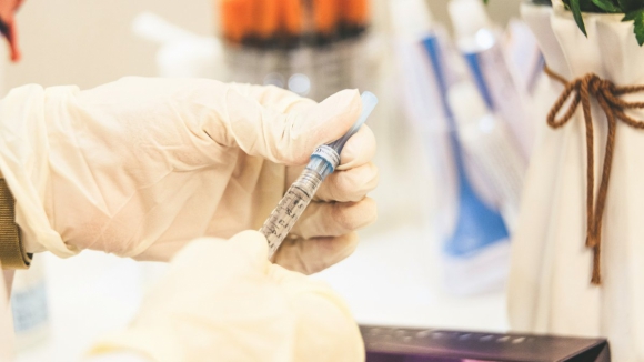 Mais de 30.000 crian&ccedil;as imunizadas contra o V&iacute;rus Sincicial Respirat&oacute;rio num m&ecirc;s e meio