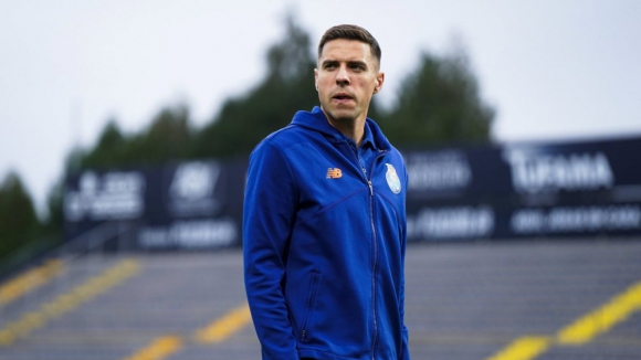 FC Porto:&nbsp;Jan Bednarek dispensado da sele&ccedil;&atilde;o