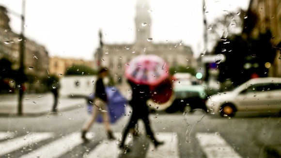 Portugal registou 270 ocorr&ecirc;ncias na quarta-feira e refor&ccedil;ou dispositivo para "pico de precipita&ccedil;&atilde;o" esta madrugada