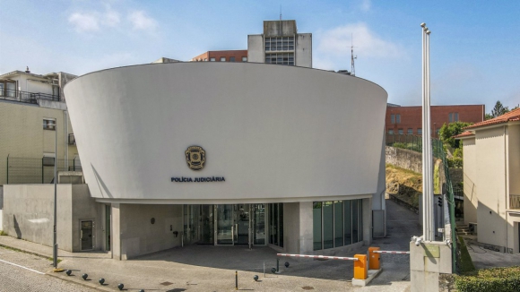 PJ det&eacute;m dois suspeitos de tentativa de homic&iacute;dio no Jardim do Morro em Gaia