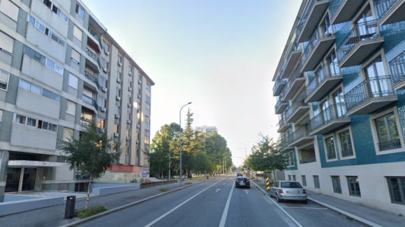 C&acirc;mara do Porto vai notificar propriet&aacute;rios de antigo hotel Nave para refor&ccedil;ar veda&ccedil;&otilde;es