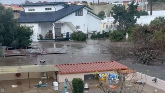 Chuvas intensas deixam zonas de Vila do Conde alagadas