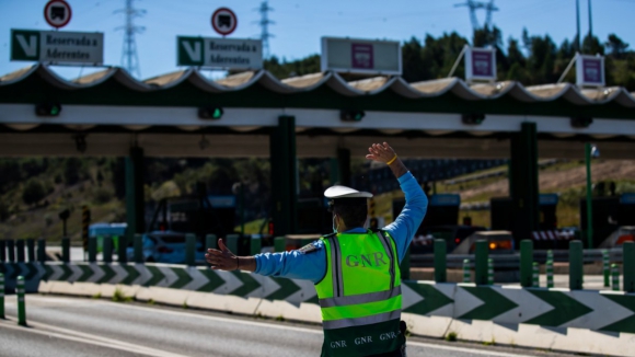 GNR fiscaliza pesados de mercadorias e passageiros entre esta segunda-feira e domingo
