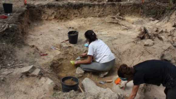 Azem&eacute;is inicia classifica&ccedil;&atilde;o dos s&iacute;tios arqueol&oacute;gicos de Monte Calbo e Castro de Ul