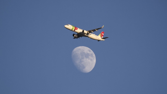 Governo encara &ldquo;com normalidade&rdquo; buscas relacionadas com a TAP e garante colabora&ccedil;&atilde;o com autoridades