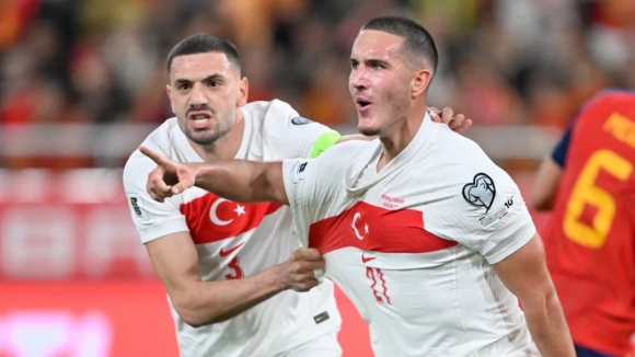 FC Porto:&nbsp;Deniz G&uuml;l a faturar em Sevilha