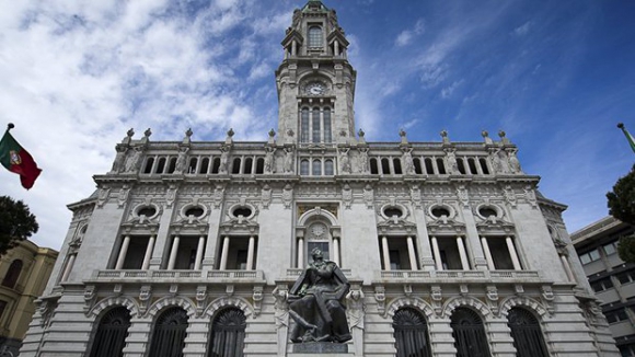 C&acirc;mara do Porto quer plano estrat&eacute;gico para reduzir vulnerabilidade das &aacute;guas balneares