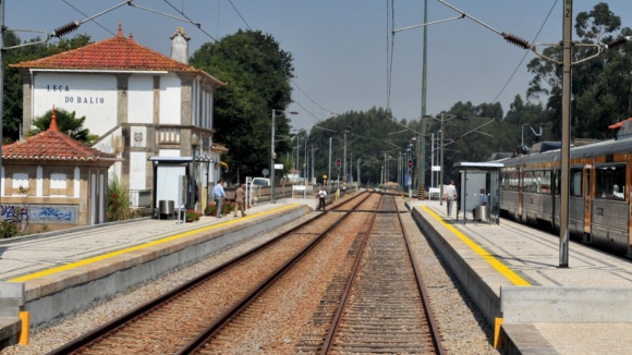 Obra de 32 milh&otilde;es de euros para melhorar tr&aacute;fego de mercadorias na Linha de Leix&otilde;es arranca em 2026