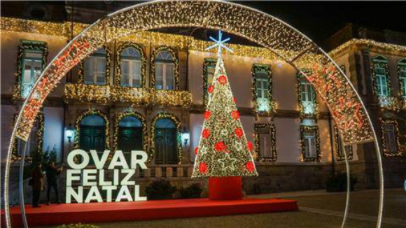 Natal de Ovar arranca domingo com parada e ter&aacute; passagem de ano na praia do Furadouro