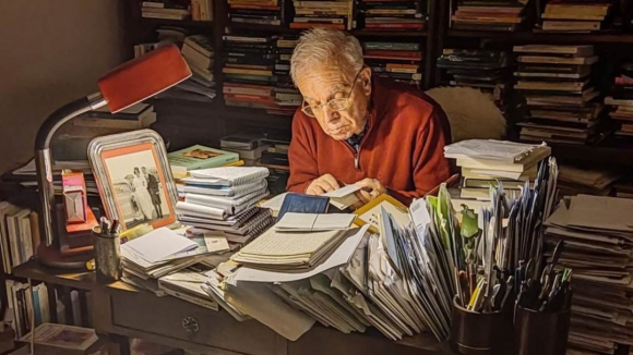 Biblioteca particular de V&iacute;tor Aguiar e Silva doada &agrave; Universidade do Minho