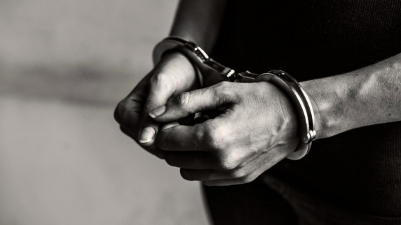 Pris&atilde;o preventiva para quatro dos nove detidos por tr&aacute;fico de droga em Aveiro e no Porto