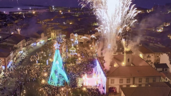 Comerciantes protestam contra falta de iluminações de Natal na Póvoa de Varzim