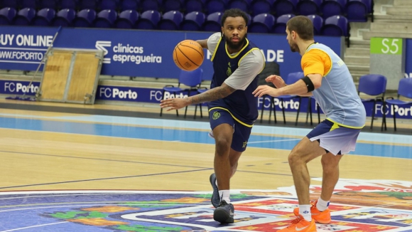 Corey Allen: "Estou pronto para fazer parte desta fam&iacute;lia"