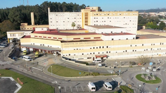 Sindicato de Enfermeiros e ULS Entre Douro e Vouga em diferendo sobre subs&iacute;dio de Natal