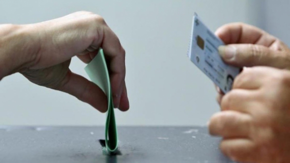 Presidenciais. Inscri&ccedil;&otilde;es para voto antecipado a partir de segunda-feira para doentes internados e presos