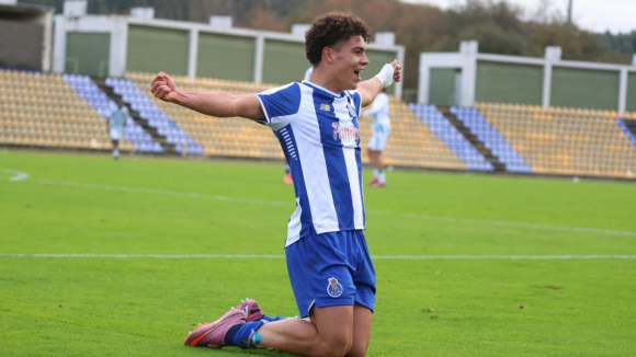 FC Porto (Sub-19): Lideran&ccedil;a refor&ccedil;ada &agrave; boleia de Eduardo Ferreira