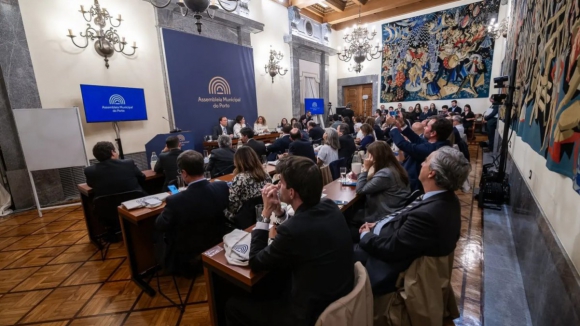 AM do Porto aprova regresso &agrave; Associa&ccedil;&atilde;o Nacional de Munic&iacute;pios Portugueses