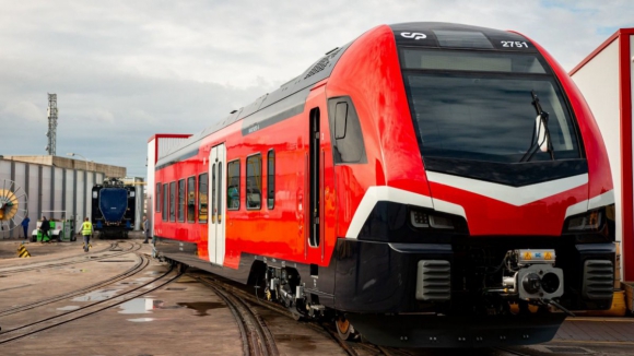 Mais 36 comboios regionais v&atilde;o juntar-se a 22 j&aacute; encomendados