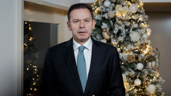 Montenegro defende que reforma laboral &eacute; fundamental para "sal&aacute;rios dignos"