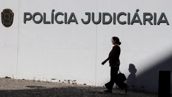 Detido casal suspeito de burla com terrenos para constru&ccedil;&atilde;o imobili&aacute;ria no Porto