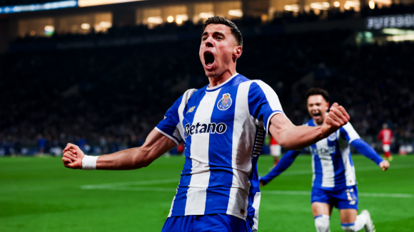 FC Porto:&nbsp;Bednarek inaugura o marcador no Drag&atilde;o