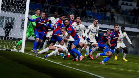 FC Porto:&nbsp;Tudo igual na Ch&eacute;quia. Cr&oacute;nica de jogo