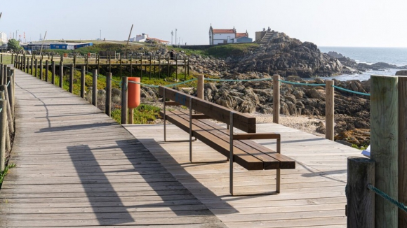 Matosinhos investe 2,6 milh&otilde;es de euros na reabilita&ccedil;&atilde;o do passadi&ccedil;o de madeira da orla costeira