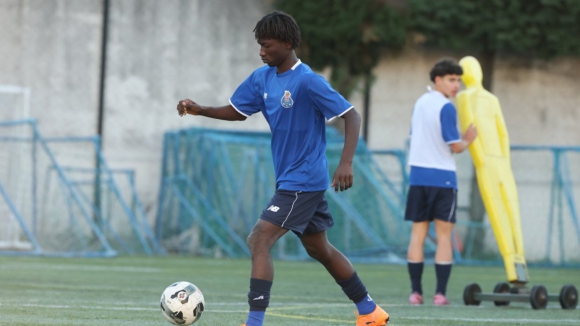 FC Porto (Sub-16):&nbsp;Abdu Cassam&aacute; e Henrique Maduro juntam-se &agrave; convocat&oacute;ria dos sub-16