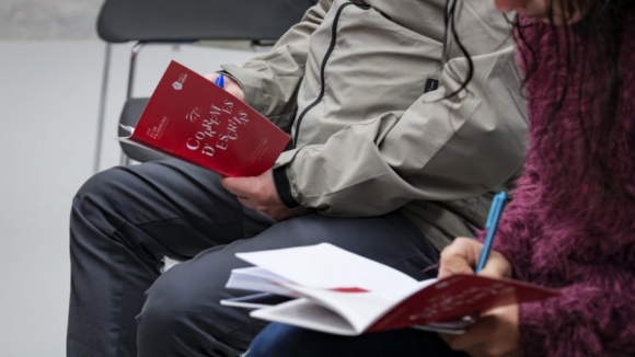 Festival liter&aacute;rio Correntes d'Escritas interrompe Pr&eacute;mio Casino da P&oacute;voa