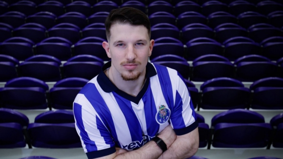 Jo&atilde;o Gomes:&nbsp;&ldquo;Poder representar o FC Porto &eacute; fant&aacute;stico&rdquo;