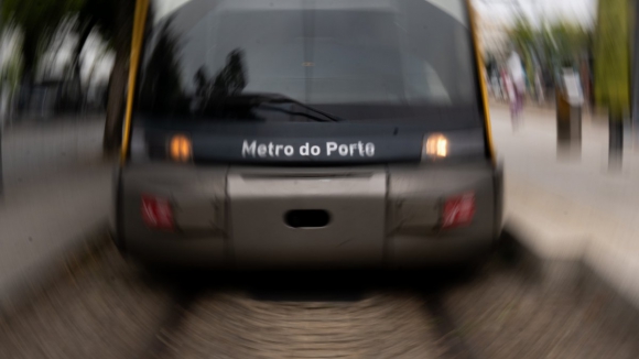 C&acirc;mara de Valongo prop&otilde;e tra&ccedil;ados para fazer Metro do Porto chegar ao concelho